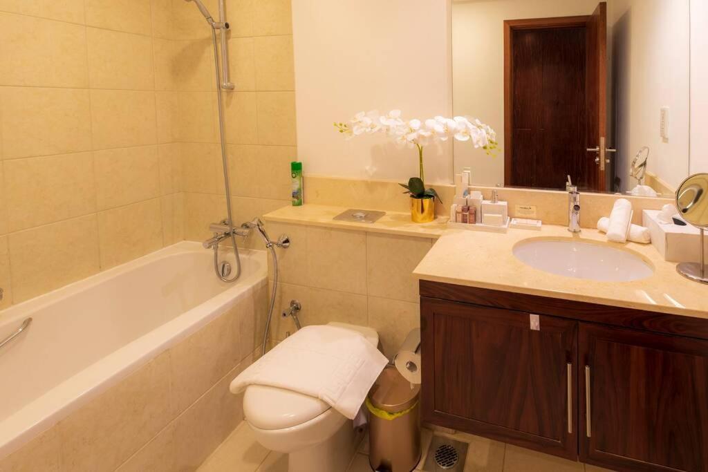 First Class 2Br With Full Burj Khalifa And Fountain View Ντουμπάι Εξωτερικό φωτογραφία
