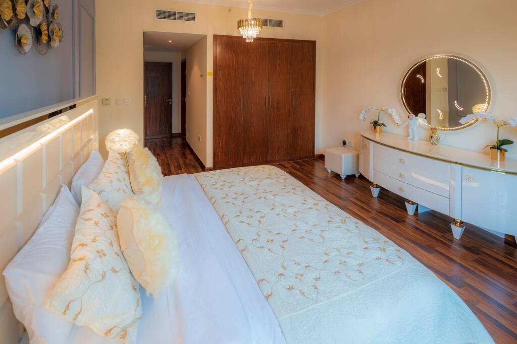 First Class 2Br With Full Burj Khalifa And Fountain View Ντουμπάι Εξωτερικό φωτογραφία
